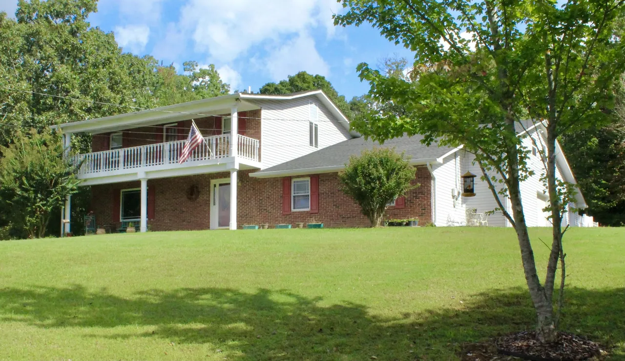 Front exterior of 325 Battleview Drive